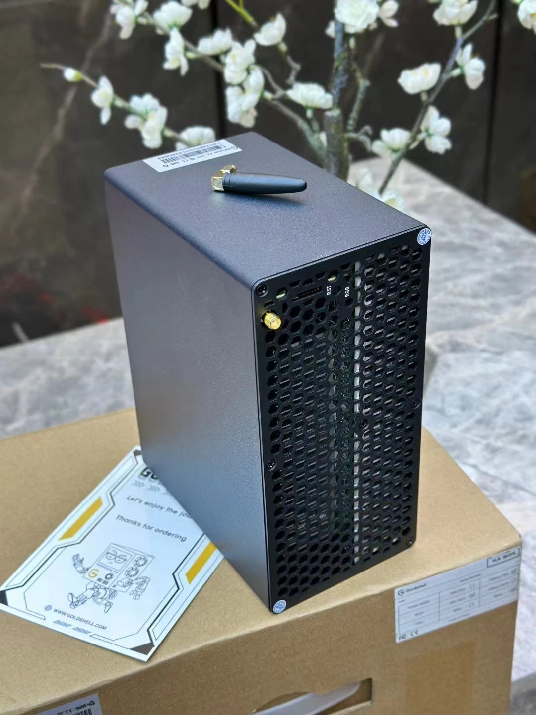 Nouveau Goldshell KA BOX PRO 1.6Th/s 600W Kaspa Miner Mineurs silencieux pour l'exploitation minière ASIC à domicile kaboxpro avec bloc d'alimentation en option KAS Miner Box