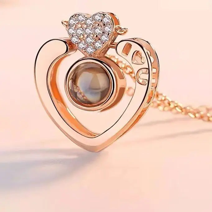 Collier de projection d'amour avec coffret cadeau rose exquis Pendentif I Love You en 100 langues 2023 Nouveauté dans la livraison directe de bijoux romantiques